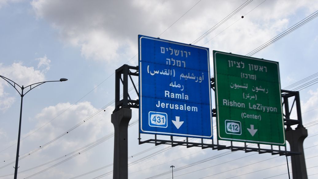 成都廣告安裝公共建築空間的標牌好色先生TV版如何進行?