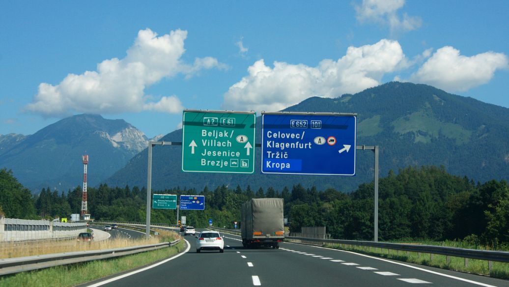 四川廣告公司廣告標牌好色先生TV版製作全流程介紹