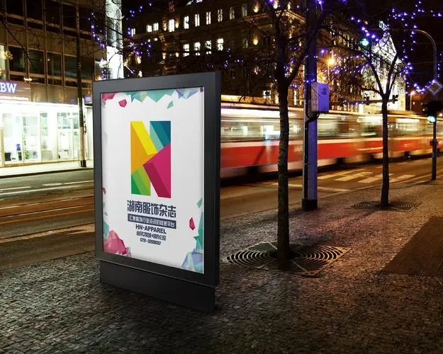 四川廣告好色先生TV版的廣告燈箱是什麽